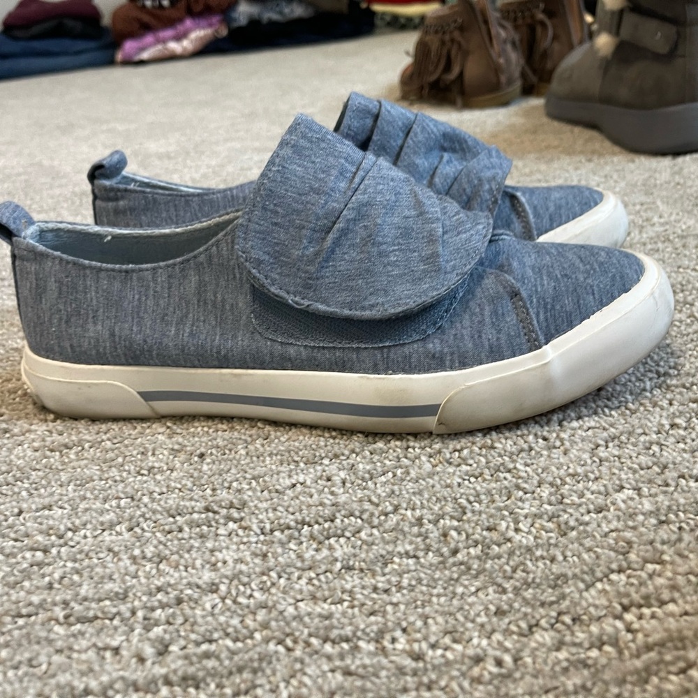 Blue Sneakers 👟 - Picture 2 of 4